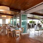 De Otel