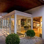 De 4*