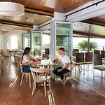 De Otel