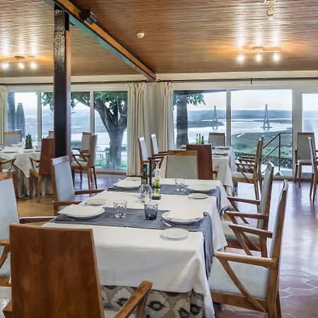 Hotel De 4*